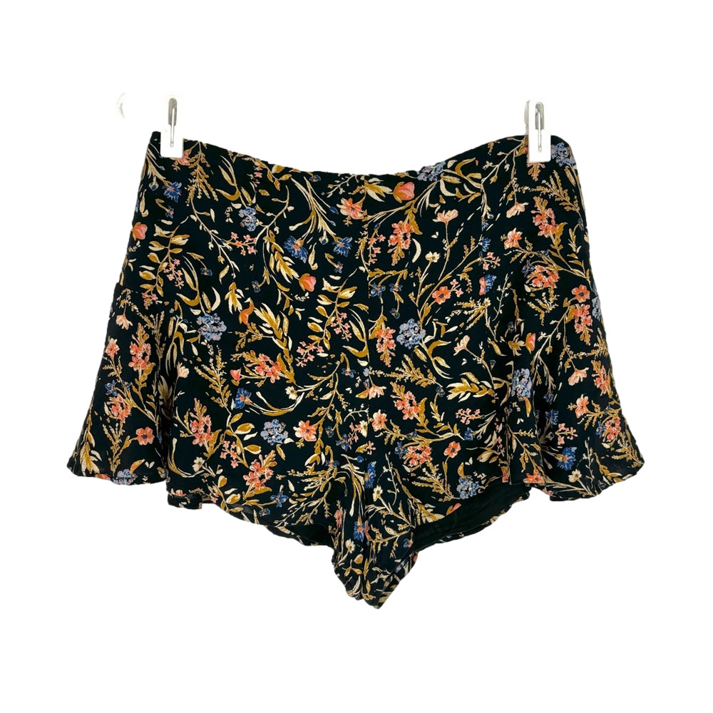 Kimchi Blue floral shorts